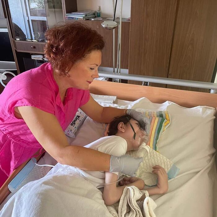 Agnieszka Ćwiklik - pielęgniarka WHD z wizytą u Ivana