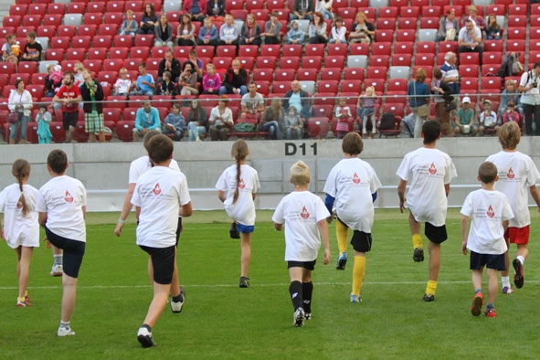 Wielki Mecz na Stadionie Narodowym - zdjęcie nr 1