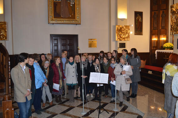 Schola pod dyrekcją Pawła Rosłańca zapewniła przepiękną oprawę muzyczną
