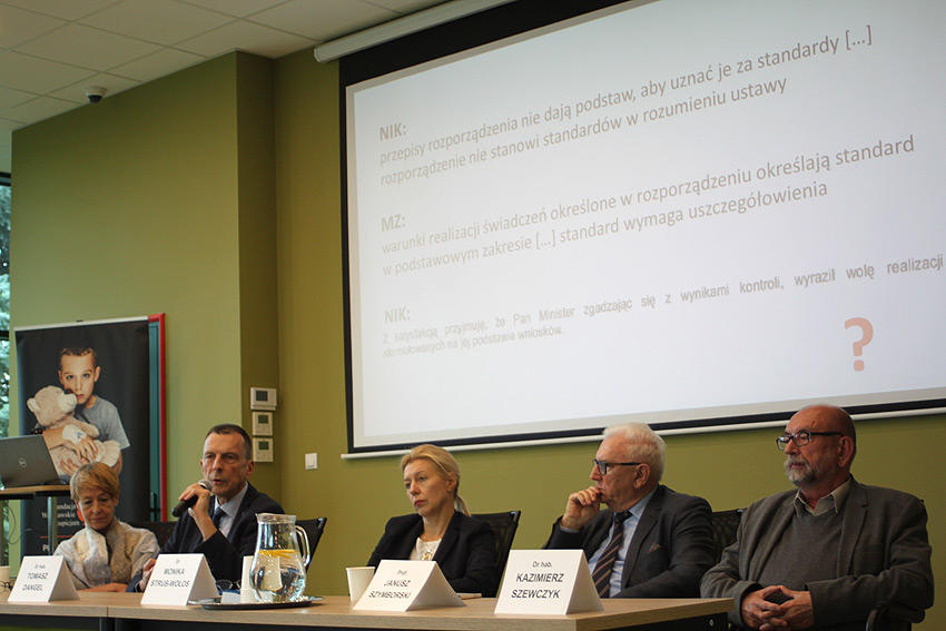 Standardy opieki - notatka z konferencji prasowej - zdjęcie nr 1